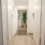 Fewomo Exclusives Moselappartment, Boots Slipanlage, Moselradweg, Zentral, 5 Gaeste * Brauneberg