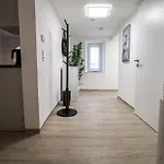 Fewomo Exclusives Moselappartment, Boots Slipanlage, Moselradweg, Zentral, 5 Gaeste Apartmán *