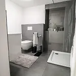 Appartamento Fewomo Exclusives Moselappartment, Boots Slipanlage, Moselradweg, Zentral, 5 Gaeste *