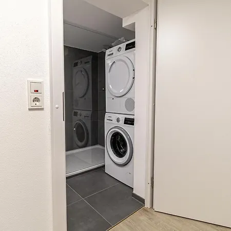 Apartamento Fewomo Exclusives Moselappartment, Boots Slipanlage, Moselradweg, Zentral, 5 Gaeste